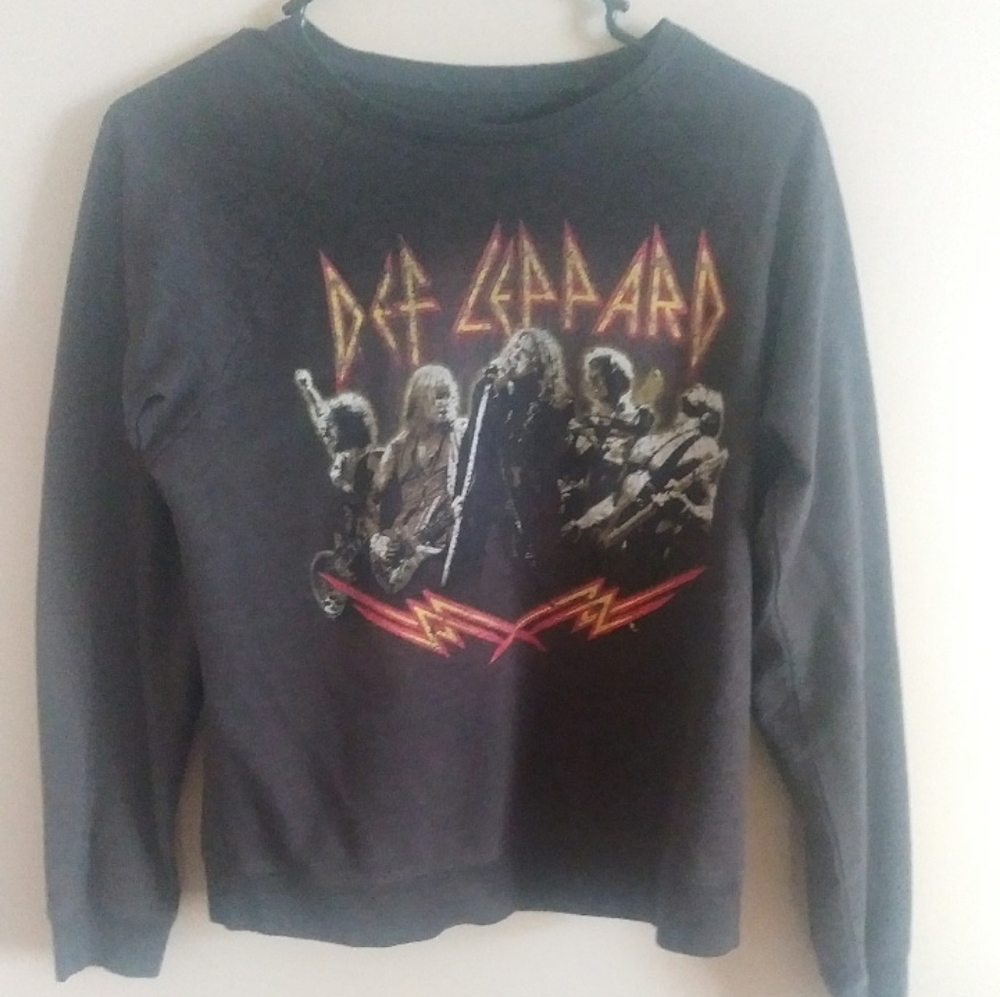 Crew neck